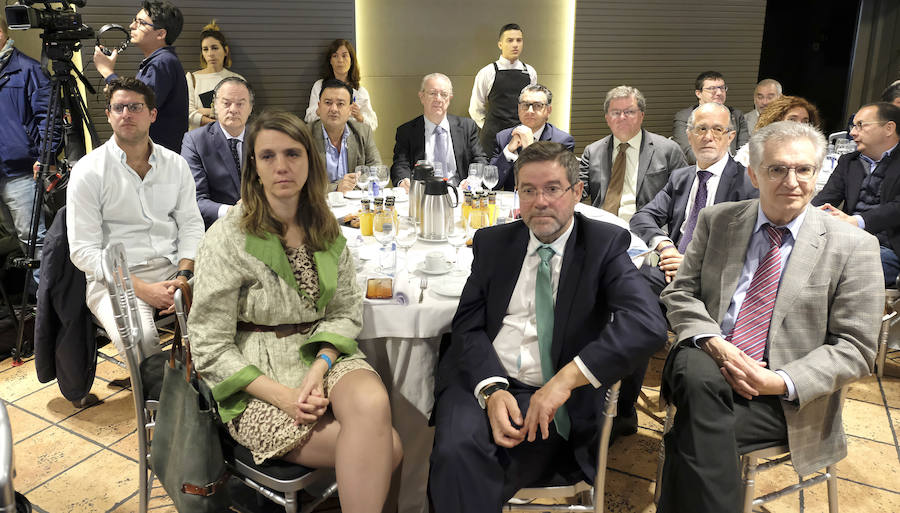 Ángela de Miguel, Rafael Gómez, Carlos Alonso, Julio Muñoz, Jesús Gómez-Escolar, Ángel Puebla, Ángel Mosquera, Ciriaco Rodríguez, Jorge Cabezas y Carlos Magdaleno.