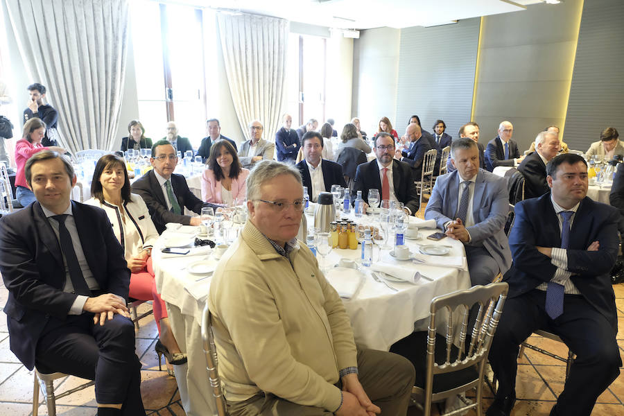 Javier Delibes, Sonia Gallego, Jorge Valentín-Gamazo, Virginia García, José Luis Ortiz Javier Merino, Frederic Barna, Deo Bustillo y Manuel de la Fuente.