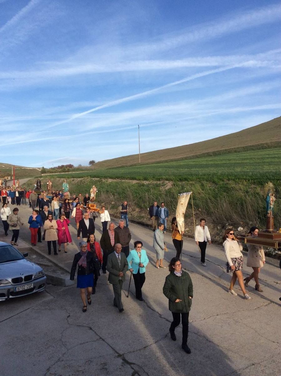 Fotos: Procesión de San Miguel en Castrodeza