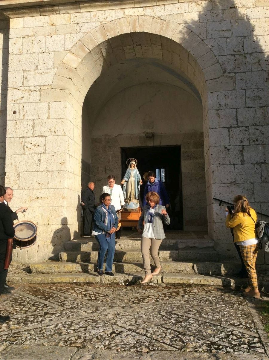 Fotos: Procesión de San Miguel en Castrodeza