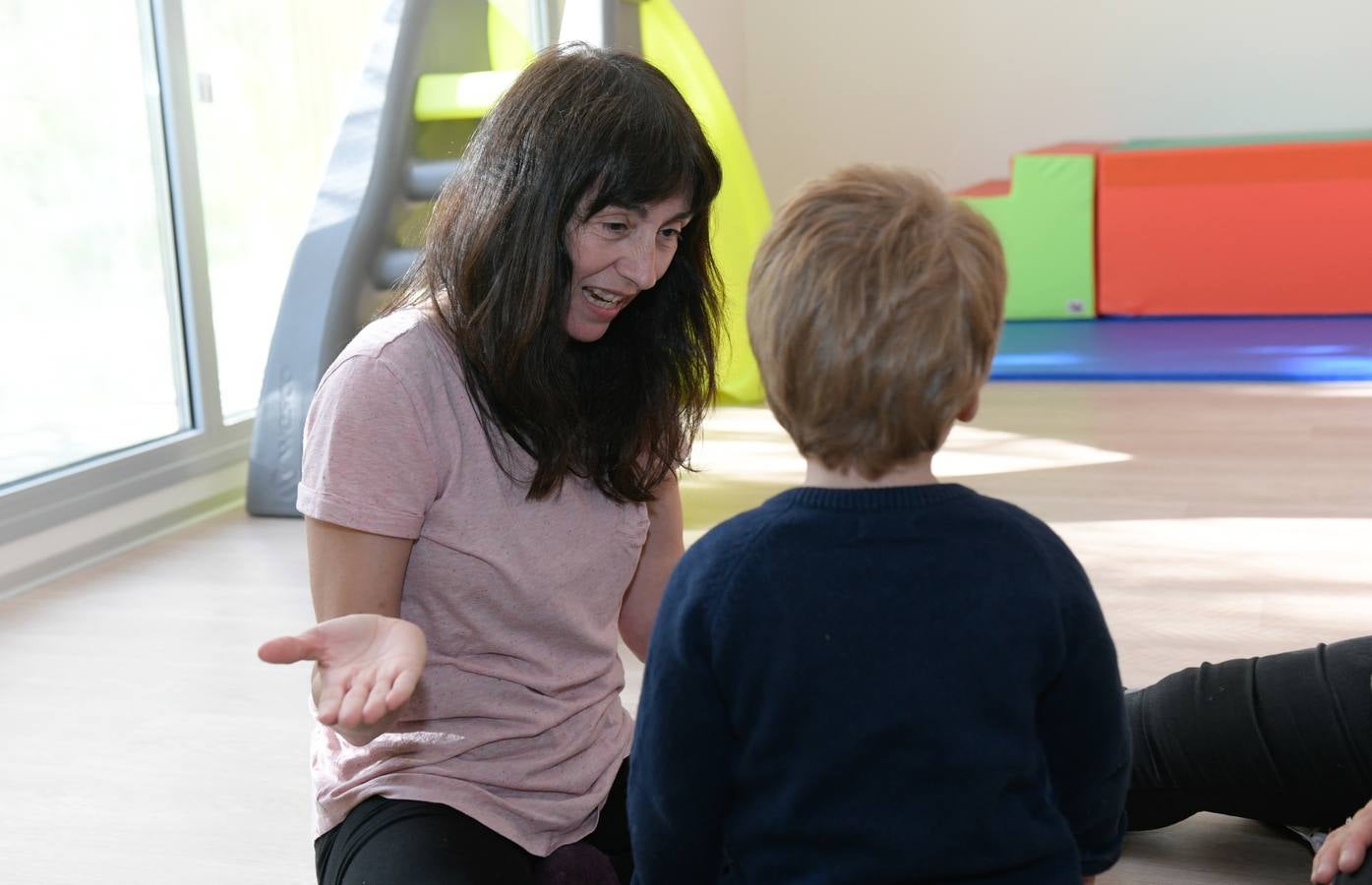 El edificio, en el que se asiste cada día a más de cien personas, triplica el espacio del viejo