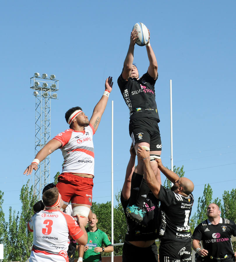 Fotos: El Salvador 39 - 26 Ordizia