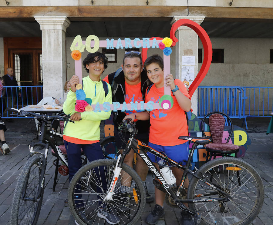 Fotos: Palencia se entrega a la marcha Aspanis