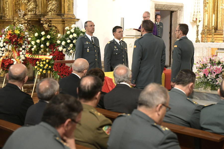 Fotos: Capilla ardiente del guardia civil fallecido en la carrera ciclista de Mojados