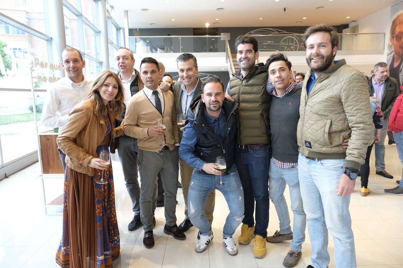 Un vehículo elegante, deportivo, versátil y confortable