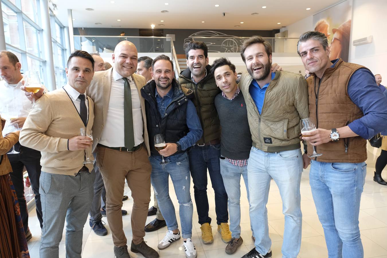 Un vehículo elegante, deportivo, versátil y confortable