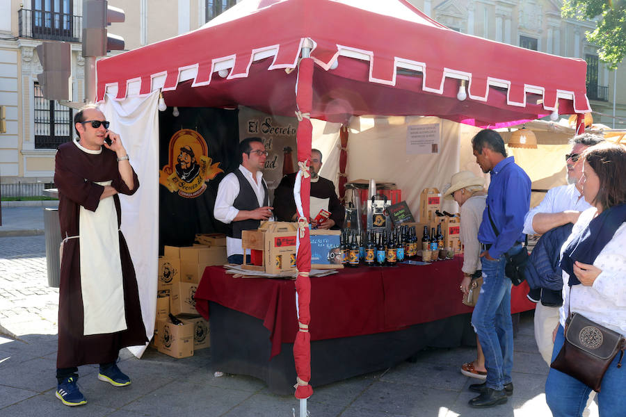 Fotos: Mercado Castellano en la plaza de San Pablo
