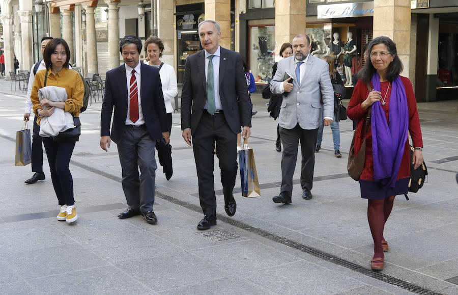 Fotos: Palencia recibe a la Universidad Nacional de Vietnam