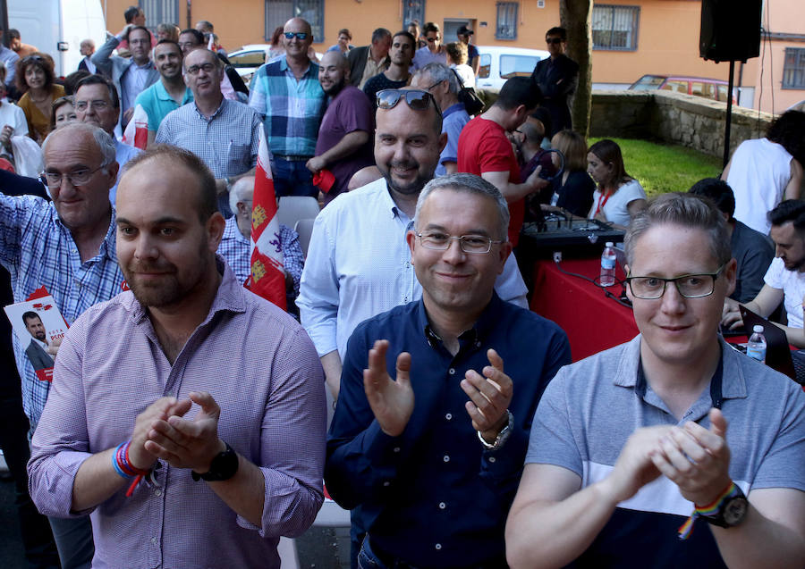 Fotos: Luis Tudanca arropa a los candidatos del PSOE en Segovia