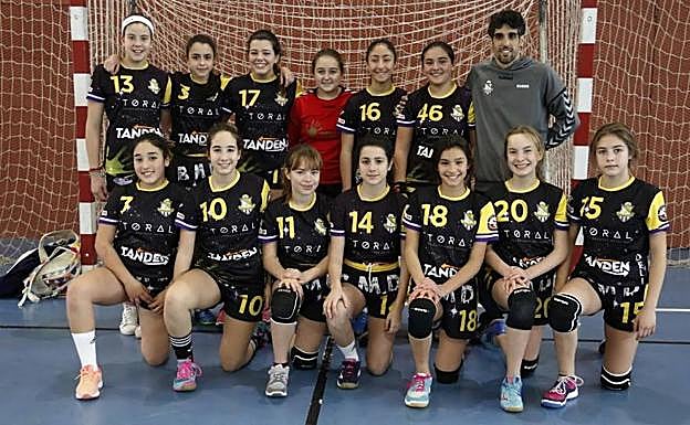 La plantilla del infantil femenino.