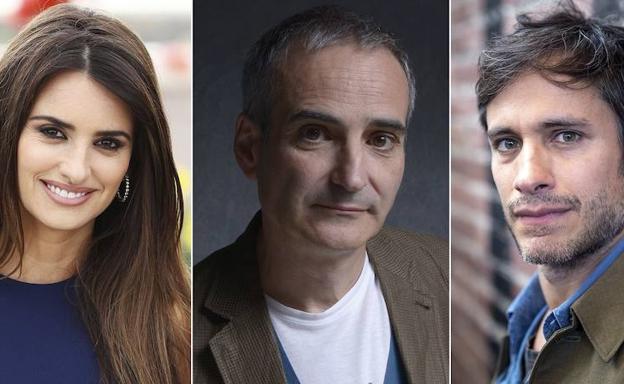 Penélope Cruz, Olivier Assayas y Gael García Bernal.