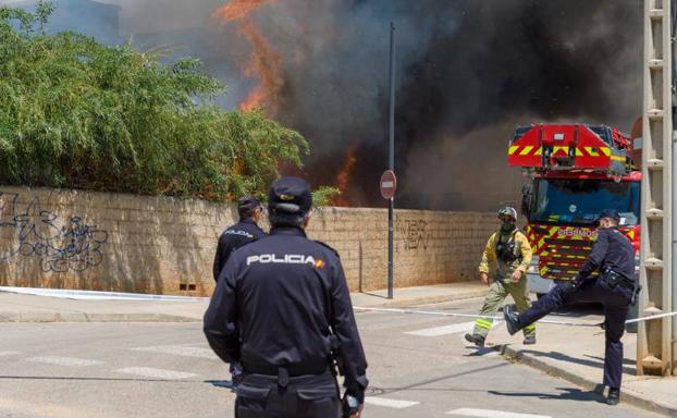 Imagen del incendio en Es Viver (Ibiza).