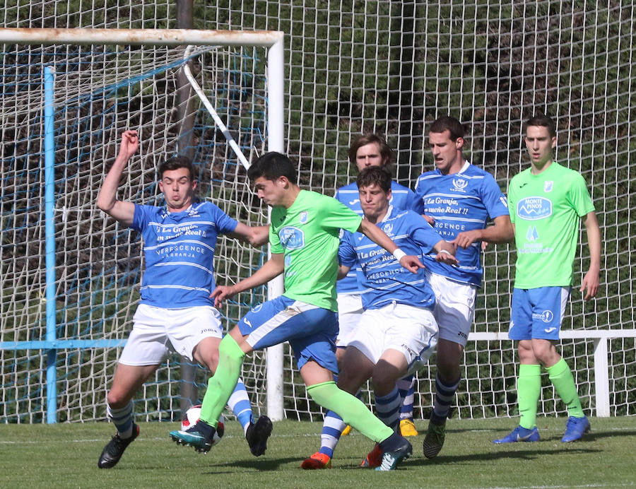 Fotos: Empate de La Granja que le vale para la permanencia en la despedida de Mario Zúñiga