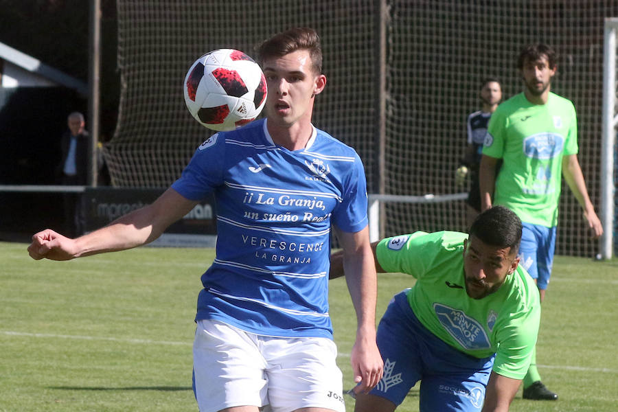 Fotos: Empate de La Granja que le vale para la permanencia en la despedida de Mario Zúñiga