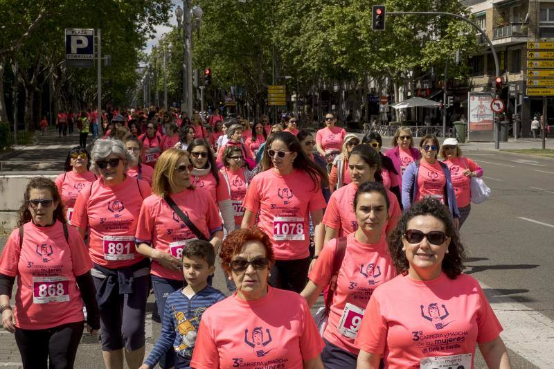 El Campo Grande se tiñó ayer de rosa para disfrutar de la tercera Carrera y Marcha de las Mujeres, que organizó El Norte de Castilla. El triunfo individual fue para Andrea Román (190), pero la clasificación general fue para todas las mujeres.