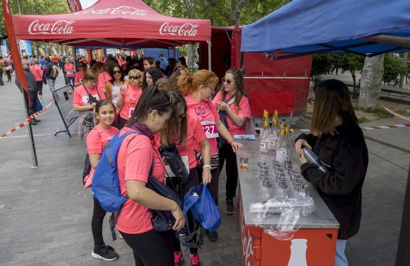 El Campo Grande se tiñó ayer de rosa para disfrutar de la tercera Carrera y Marcha de las Mujeres, que organizó El Norte de Castilla. El triunfo individual fue para Andrea Román (190), pero la clasificación general fue para todas las mujeres.