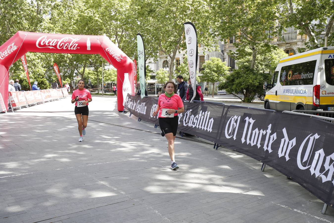 La buena mañana acompañó a las participantes en la Carrera y Marcha de las Mujeres, organizada por El Norte de Castilla. 