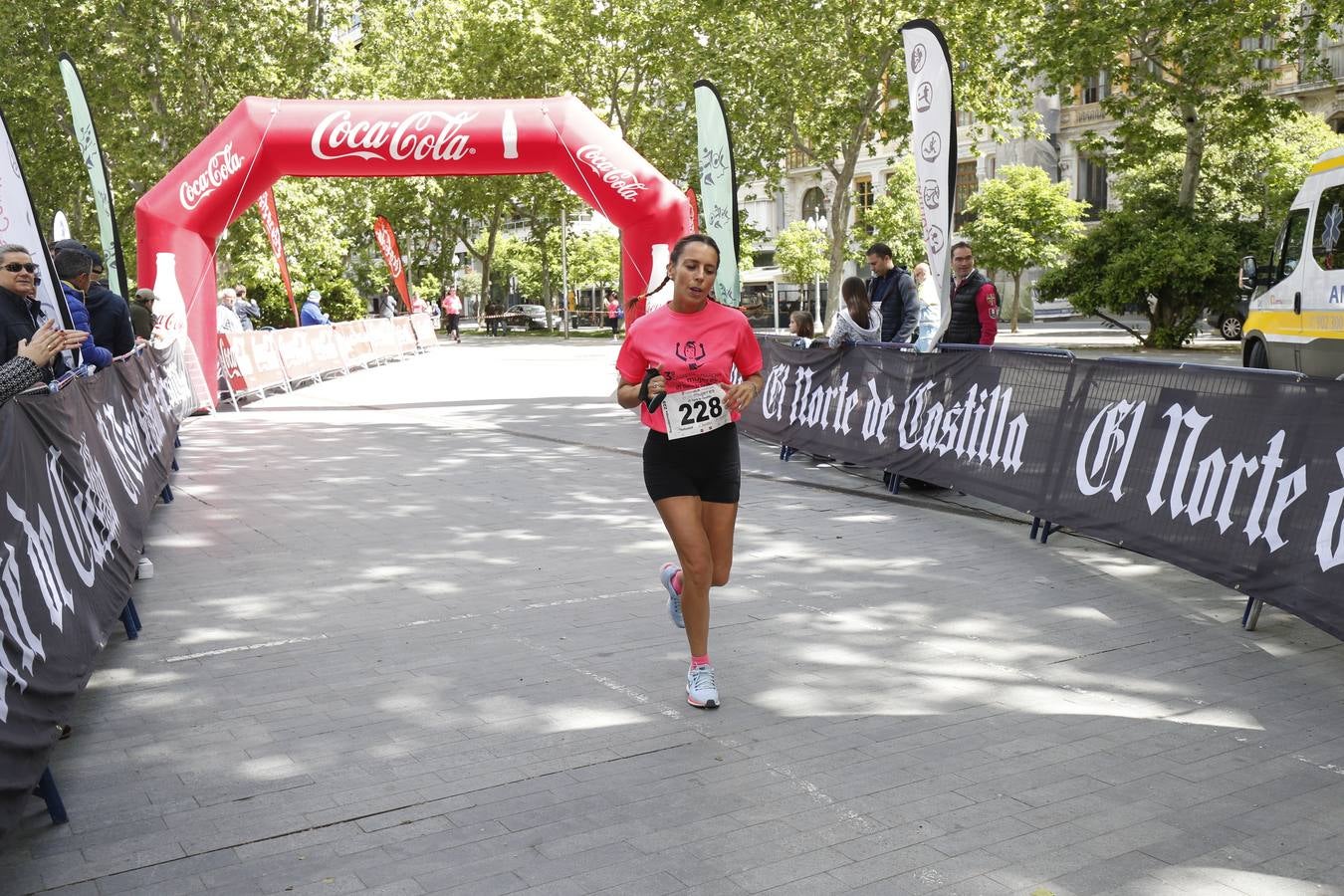 La buena mañana acompañó a las participantes en la Carrera y Marcha de las Mujeres, organizada por El Norte de Castilla. 