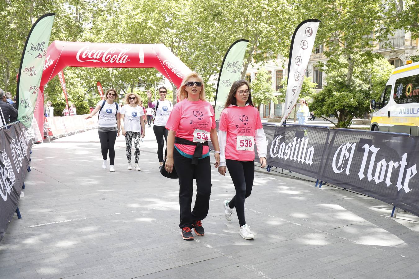 La buena mañana acompañó a las participantes en la Carrera y Marcha de las Mujeres, organizada por El Norte de Castilla. 