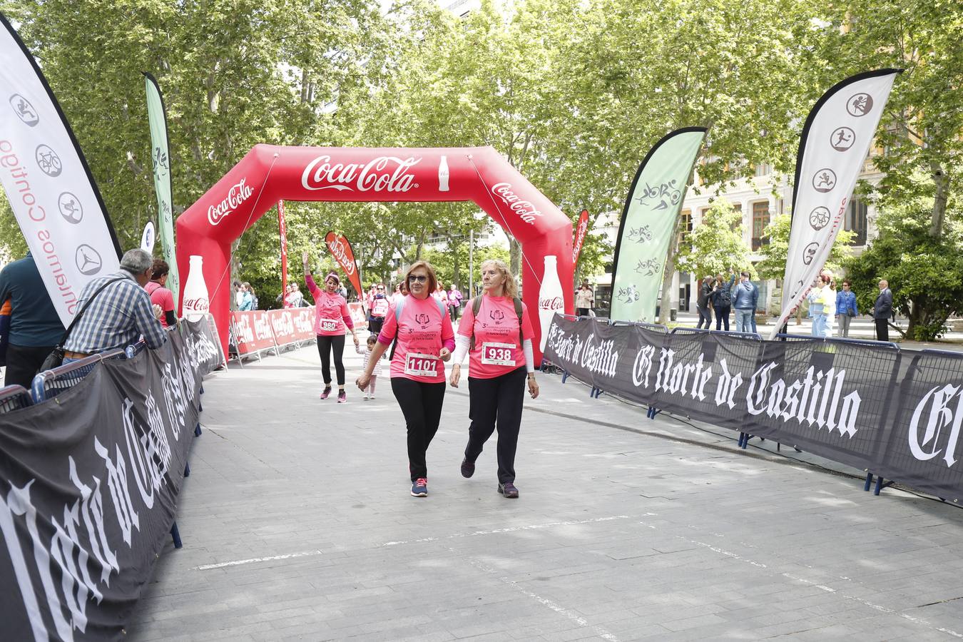 La buena mañana acompañó a las participantes en la Carrera y Marcha de las Mujeres, organizada por El Norte de Castilla. 