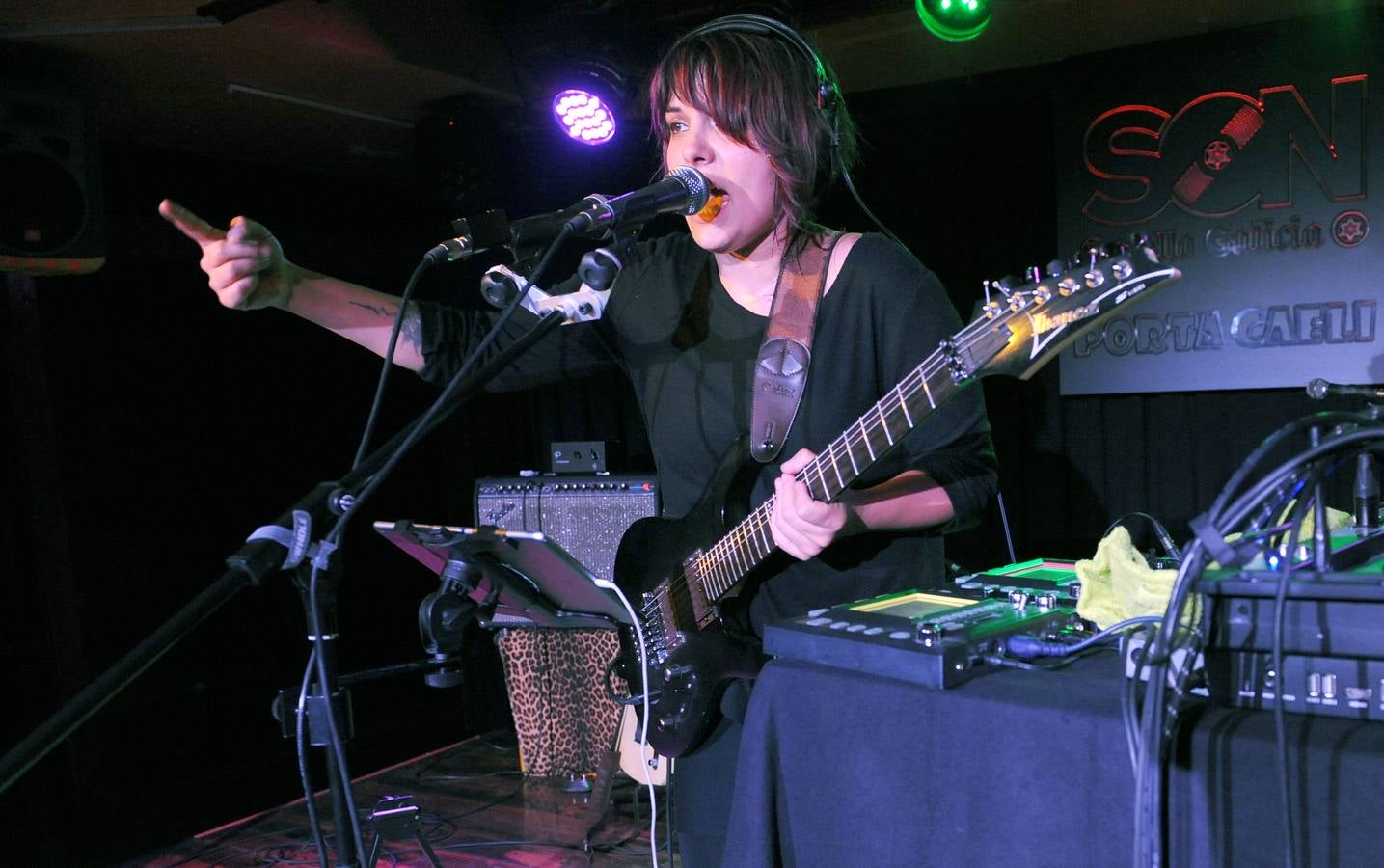 Fotos: Jhana Beat en la sala Porta Caeli de Valladolid