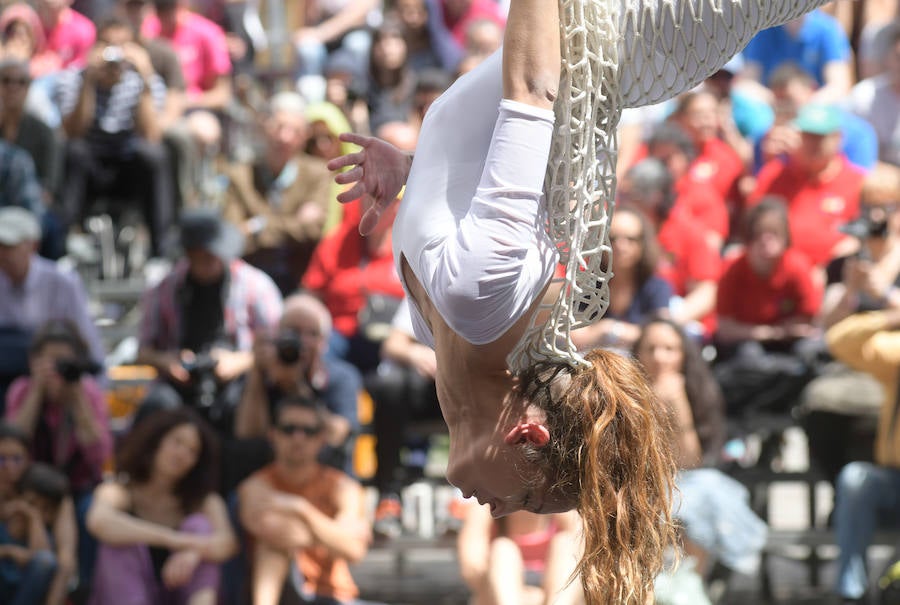 Circo Nuevo Fielato en la Plaza de la Universidad.