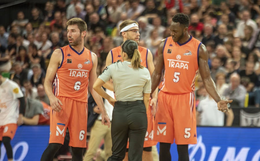 Fotos: Triste final para el Chocolates Trapa en Bilbao