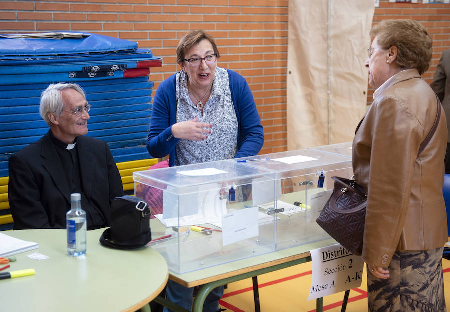 Fotos: Segovia vota en las elecciones municipales, autonómicas y europeas