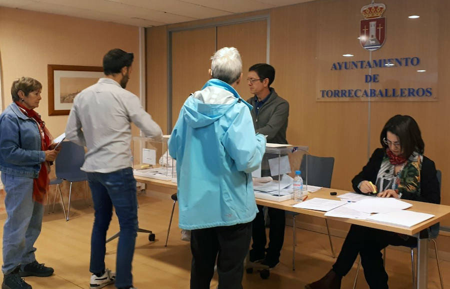 Fotos: Segovia vota en las elecciones municipales, autonómicas y europeas