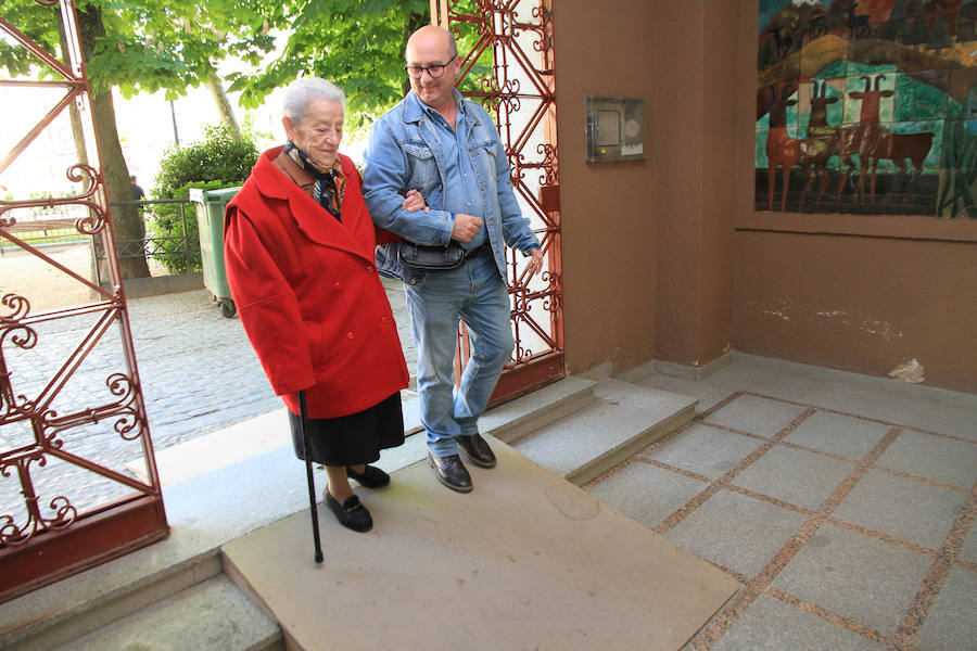 Fotos: Segovia vota en las elecciones municipales, autonómicas y europeas