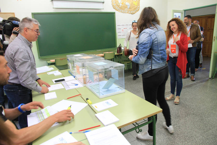 Fotos: Segovia vota en las elecciones municipales, autonómicas y europeas