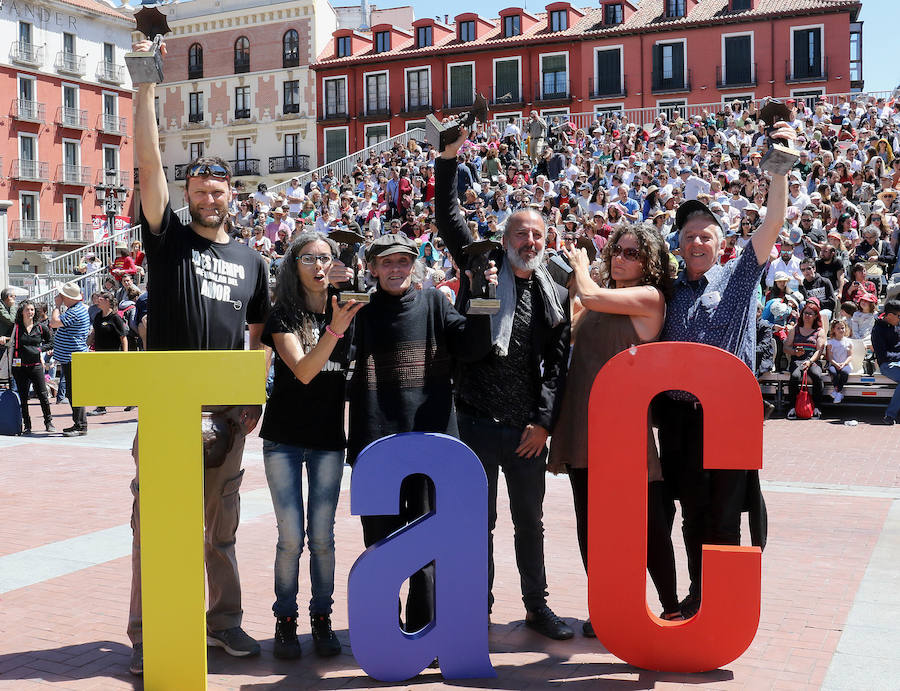 Fotos: Varuma Teatro, Txubio Fernández e Isa Sanz, vencedores del XX TAC