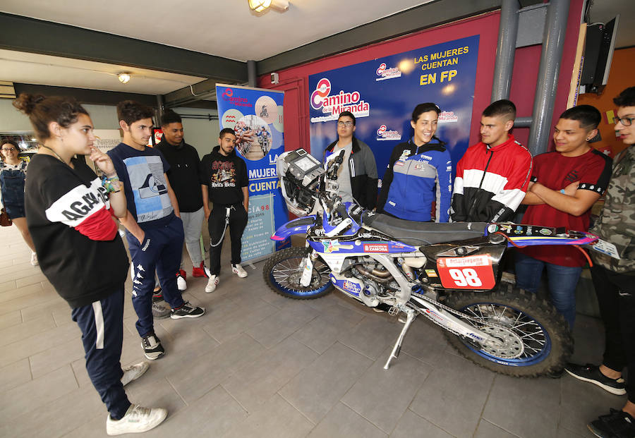 Fotos: Sara Garcia, del Dakar al Camino de la Miranda