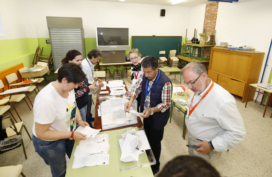 Fotos: Noche electoral en Palencia