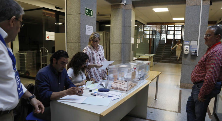 Fotos: Noche electoral en Palencia