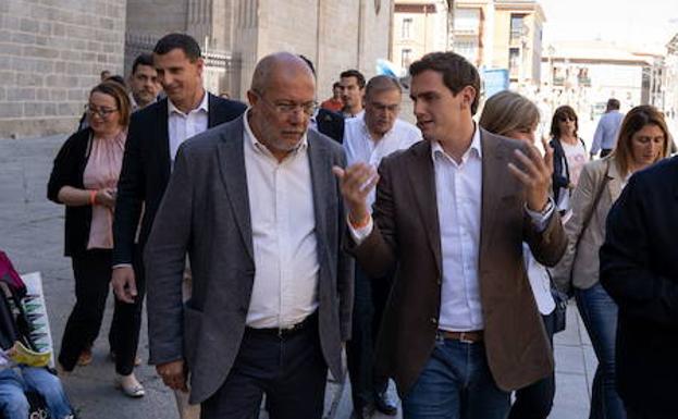Albert Rivera y Francisco Igea el pasado 14 de mayo en Ávila.