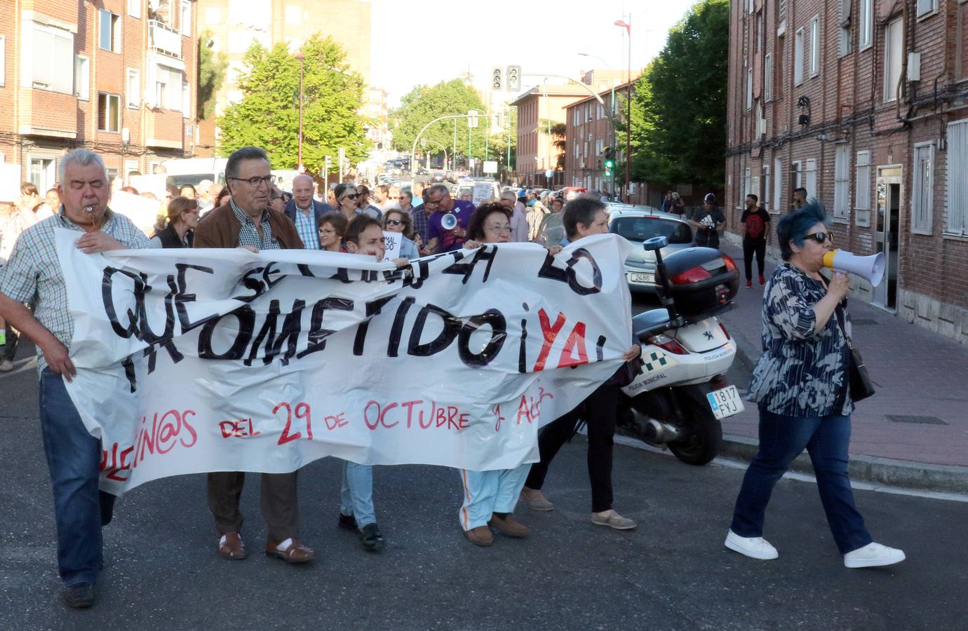 Denuncian el retraso en la creación de un centro social en el antiguo colegio Santiago López y el «mal acabado» de las obras ya ejecutadas en la primera fase