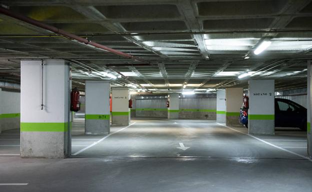 Plazas vacías en el aparcamiento subterráneo de José Zorrilla. 
