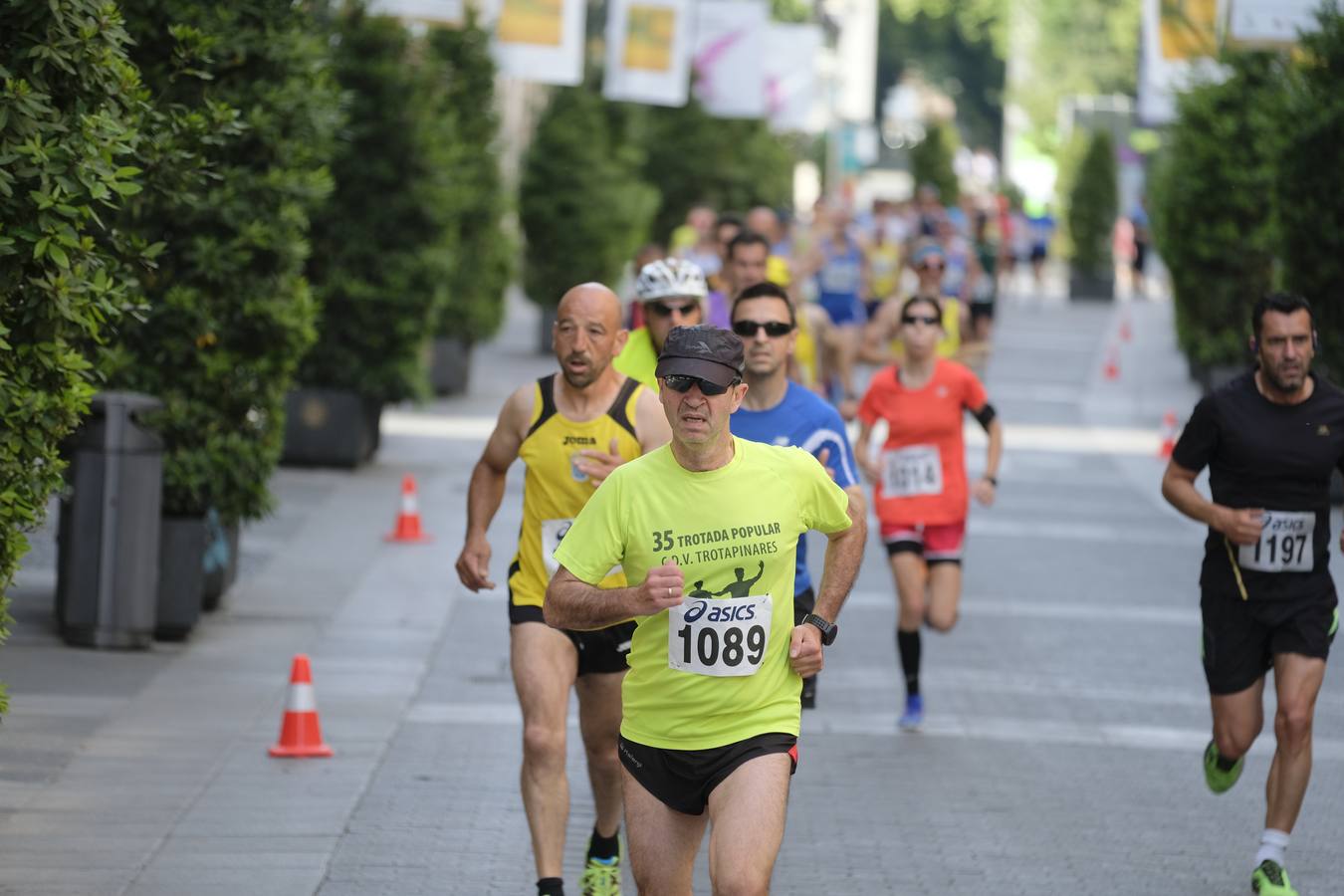 Fotos: Carrera popular en la Plaza Mayor