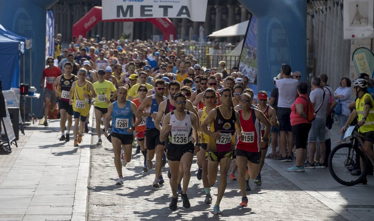 Fotos: Carrera popular en la Plaza Mayor