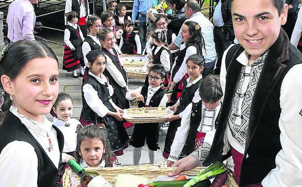 Ofrenda en la Fuencisla en una edición anterior. 