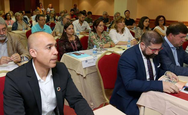 Asistententes a la jornada de las cooperativas de enseñanza.