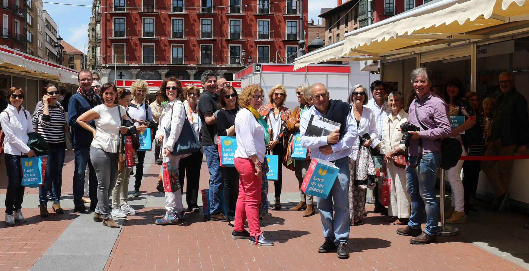 Fotos: La fotógrafa Henar Sastre presenta el libro&#039;Sobre escritores&#039;, una recopilación de 108 retratos de literatos que han visitado Valladolid