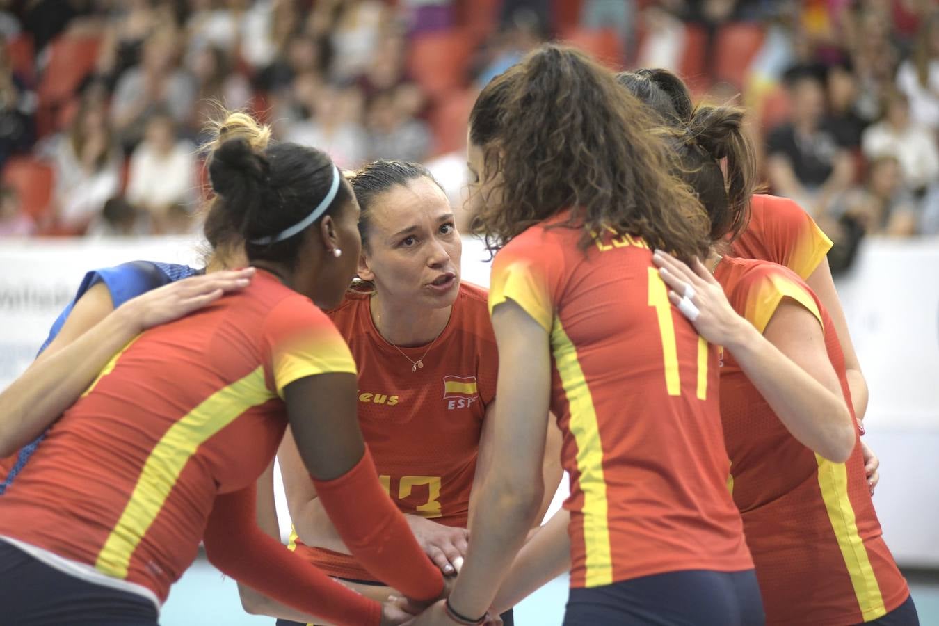 Las Leonas del Vóley impusieron su ritmo ante un rival que se creció