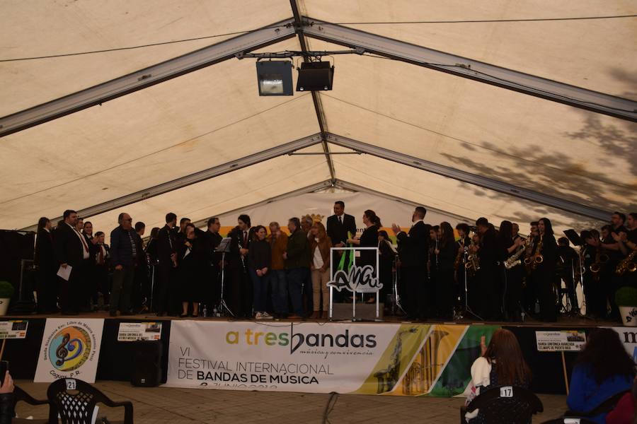 Fotos: Festival de bandas de música en Guardo