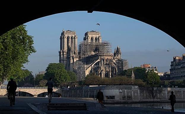 Notre Dame después del incendio del 15 de abril.