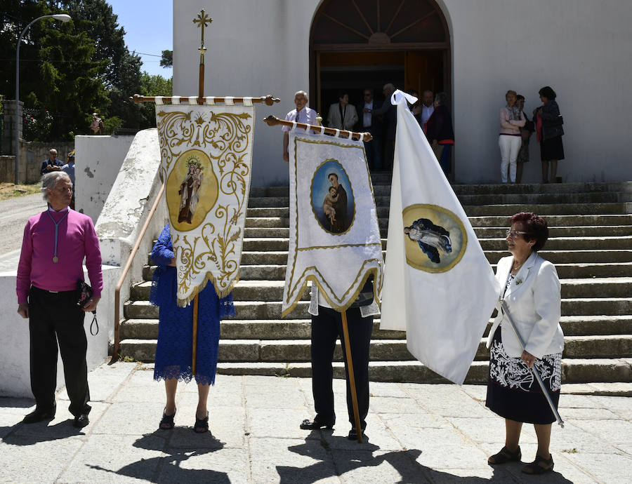 Fotos: La Estación de El Espinar celebra San Antonio