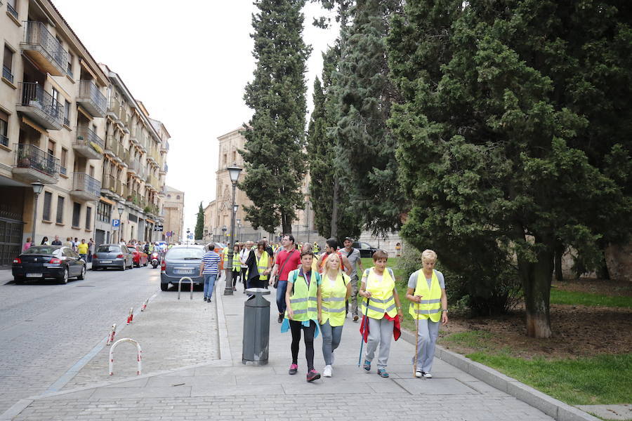 Fotos: Más de 100 personas parten en al Marcha Nocturna a Cabrera