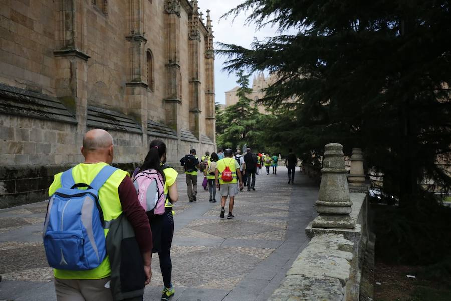 Fotos: Más de 100 personas parten en al Marcha Nocturna a Cabrera