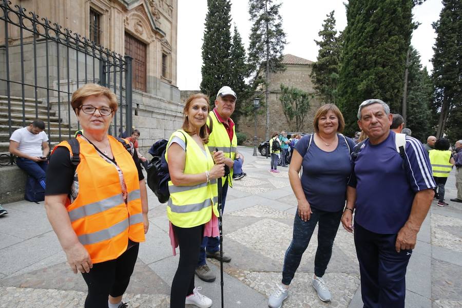 Fotos: Más de 100 personas parten en al Marcha Nocturna a Cabrera